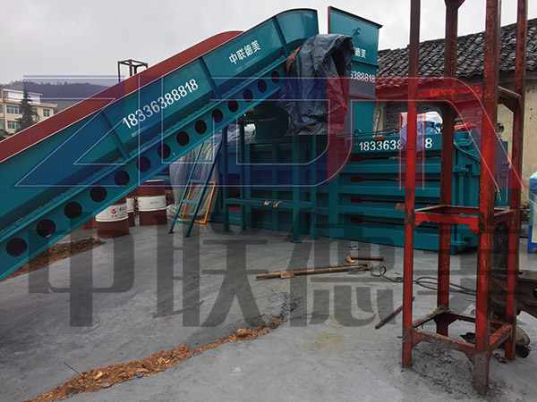 120噸廢紙打包機(jī)