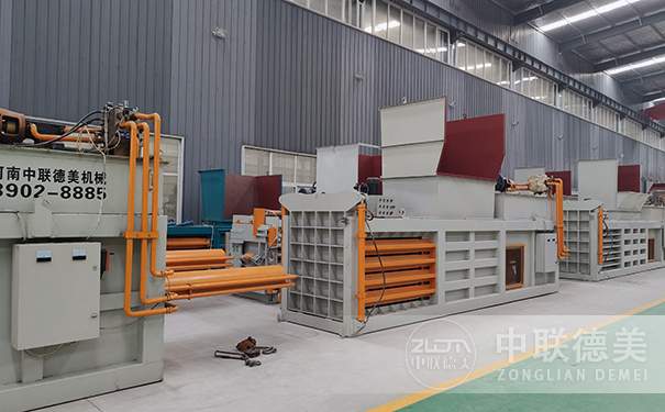 半自動(dòng)打包機(jī)