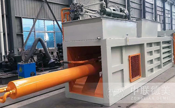 半自動(dòng)打包機(jī)