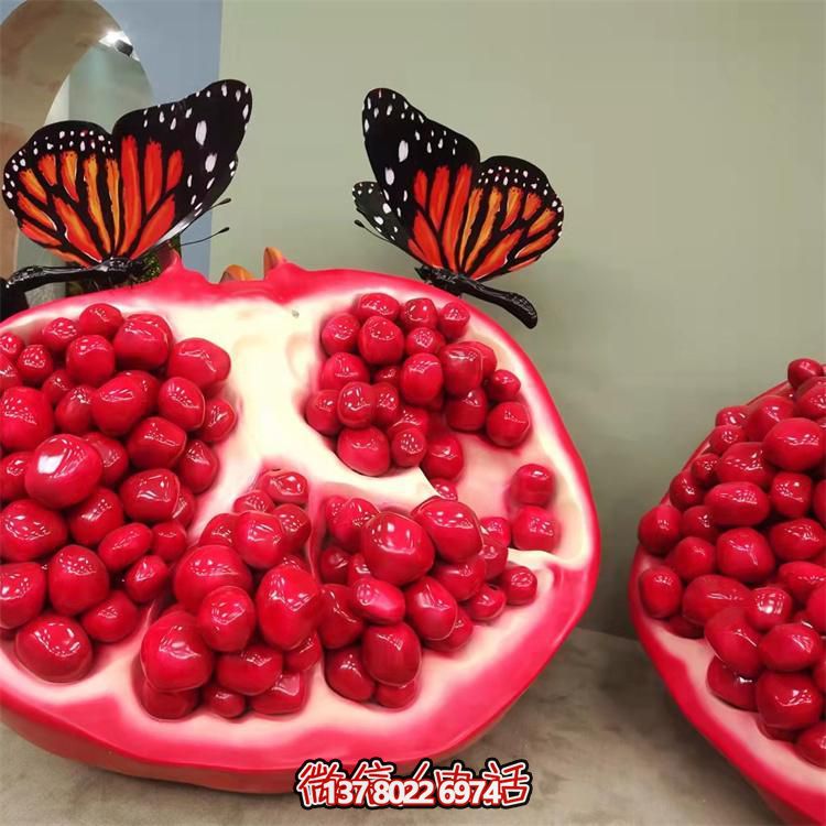 玻璃鋼彩色噴繪水果雕塑，把美放入商場