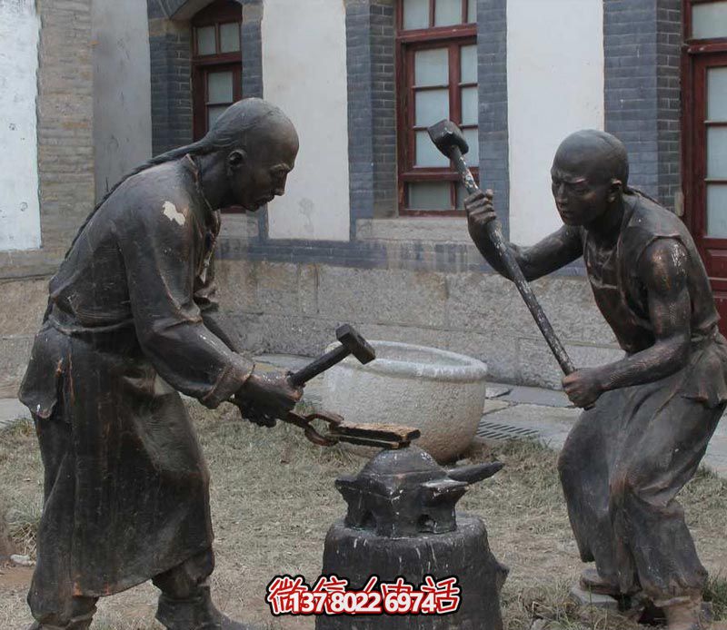 古人鑄造青銅雕塑，景觀美化擺放