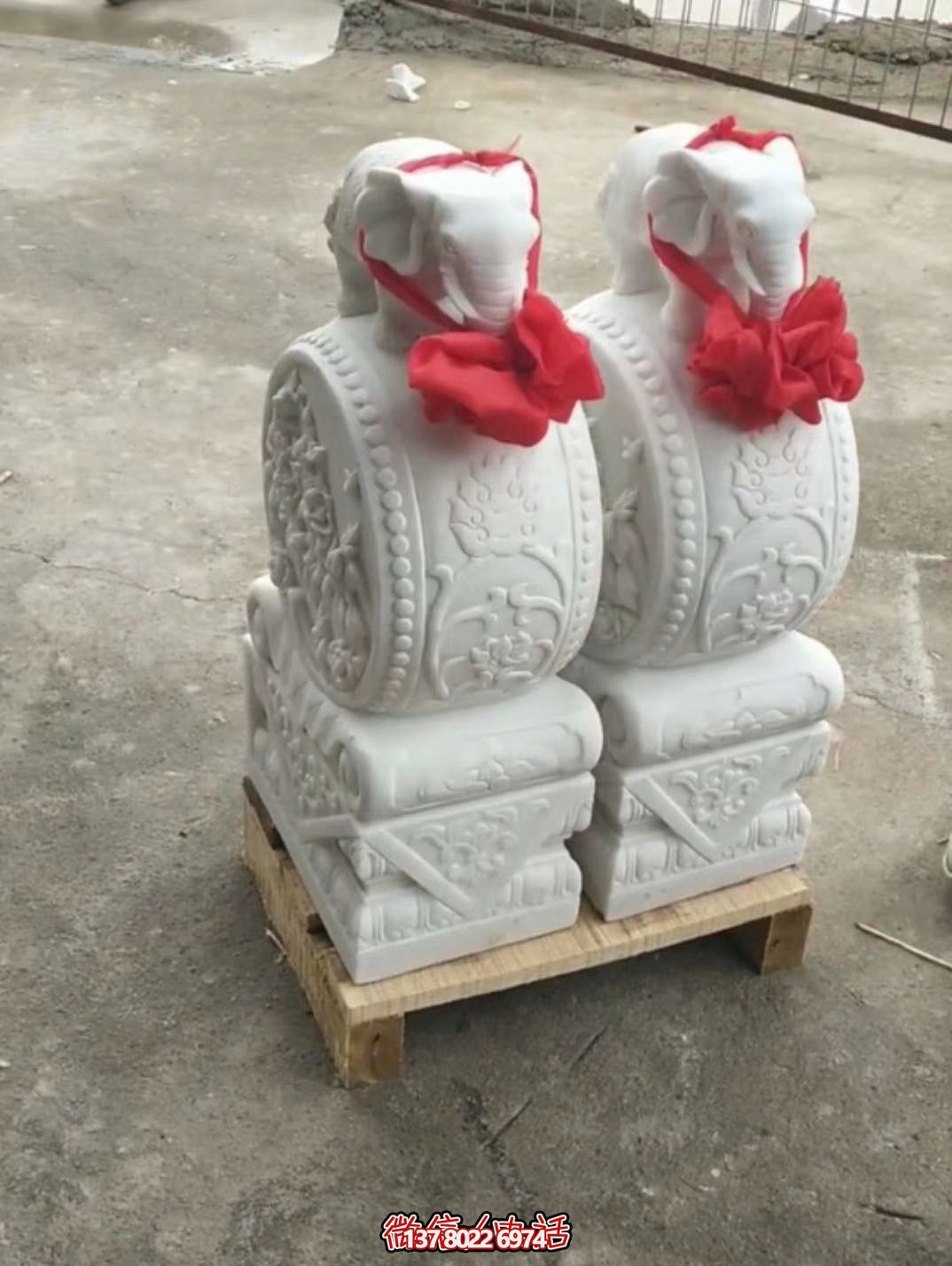 漢白玉吉祥小象雕塑，石門口擺放門墩