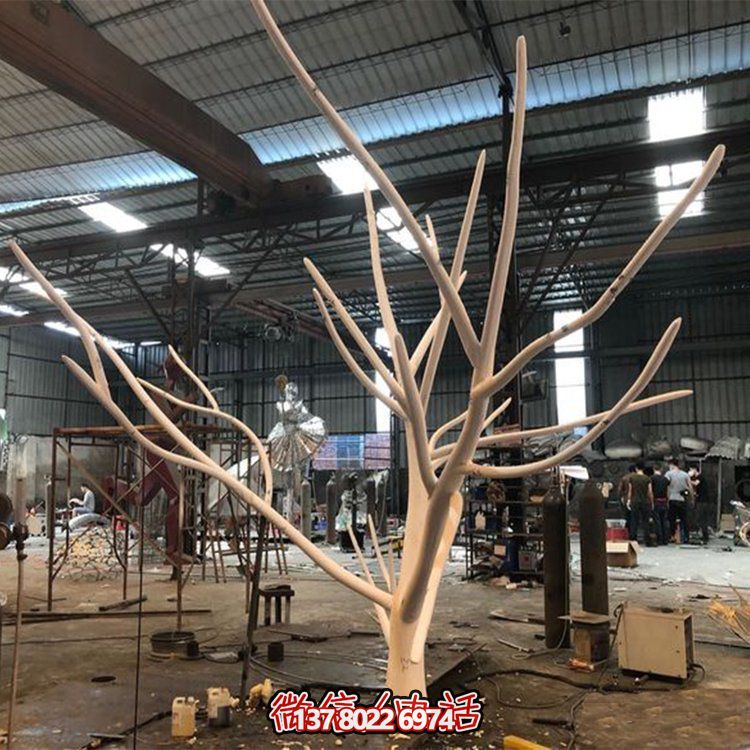 大型玻璃鋼雕塑，給酒店裝飾帶來創意景觀