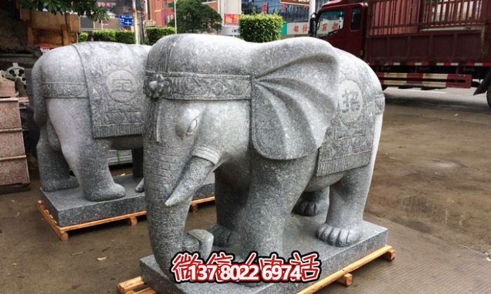 精美大理石雕塑藝術品，驚艷展現大象的宏偉氣勢