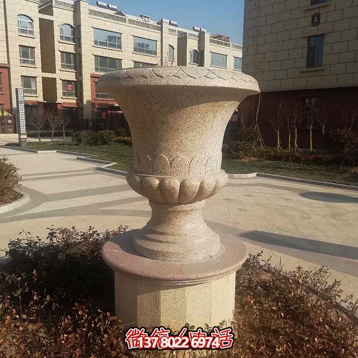 歐式裝飾石雕花盆，讓您的小區(qū)更添靚麗