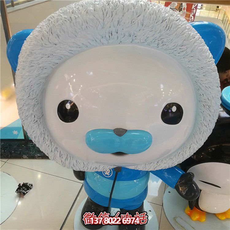 商場(chǎng)網(wǎng)紅店鋪玻璃鋼卡通公仔雕塑